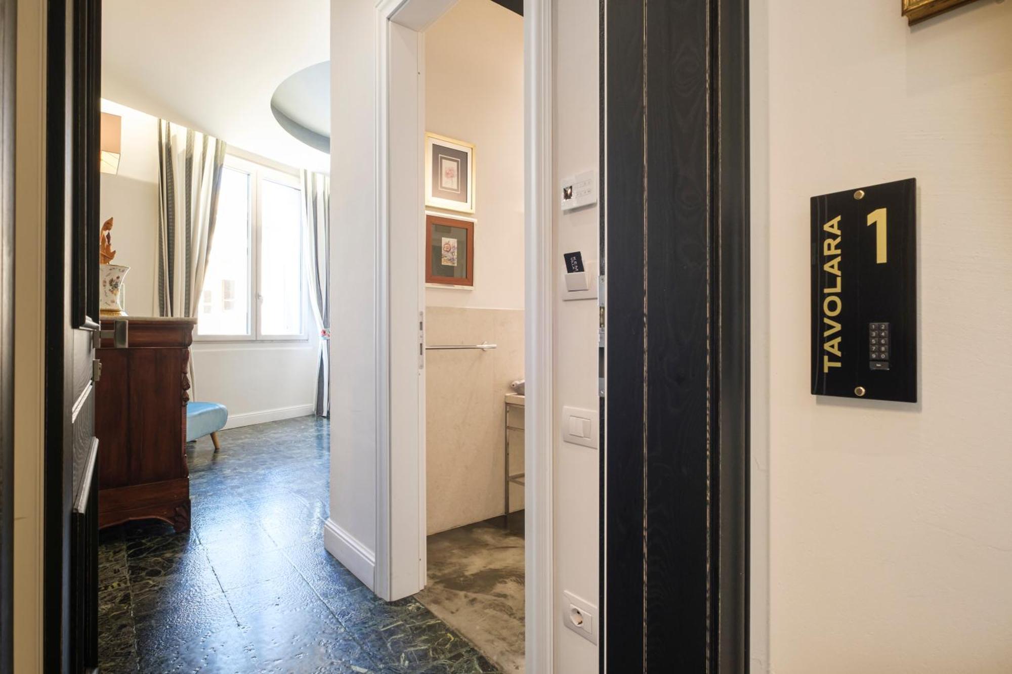 Kemani Villa Sara Olbia Room photo
